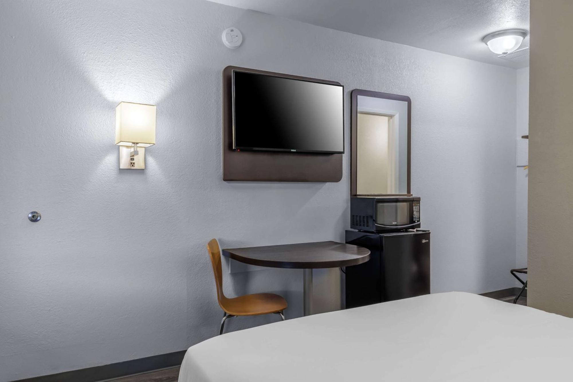 Motel 6 Элизабеттаун Экстерьер фото